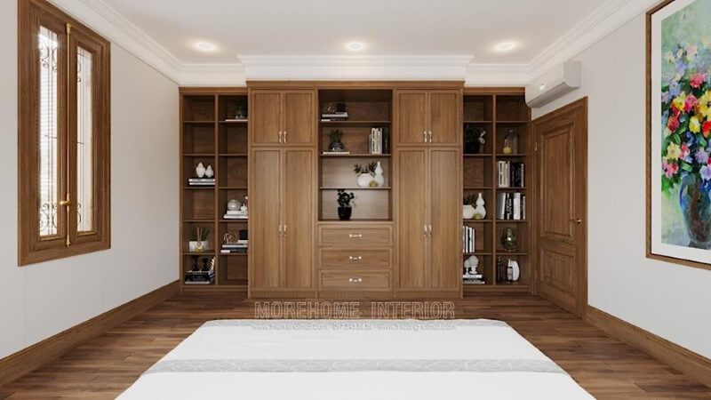 Không gian phòng ngủ được thiết kế thông thoáng với hệ thống cửa gỗ, cửa sổ, phảo chỉ đều bằng gỗ tự nhiên kết hợp với kính trong suốt